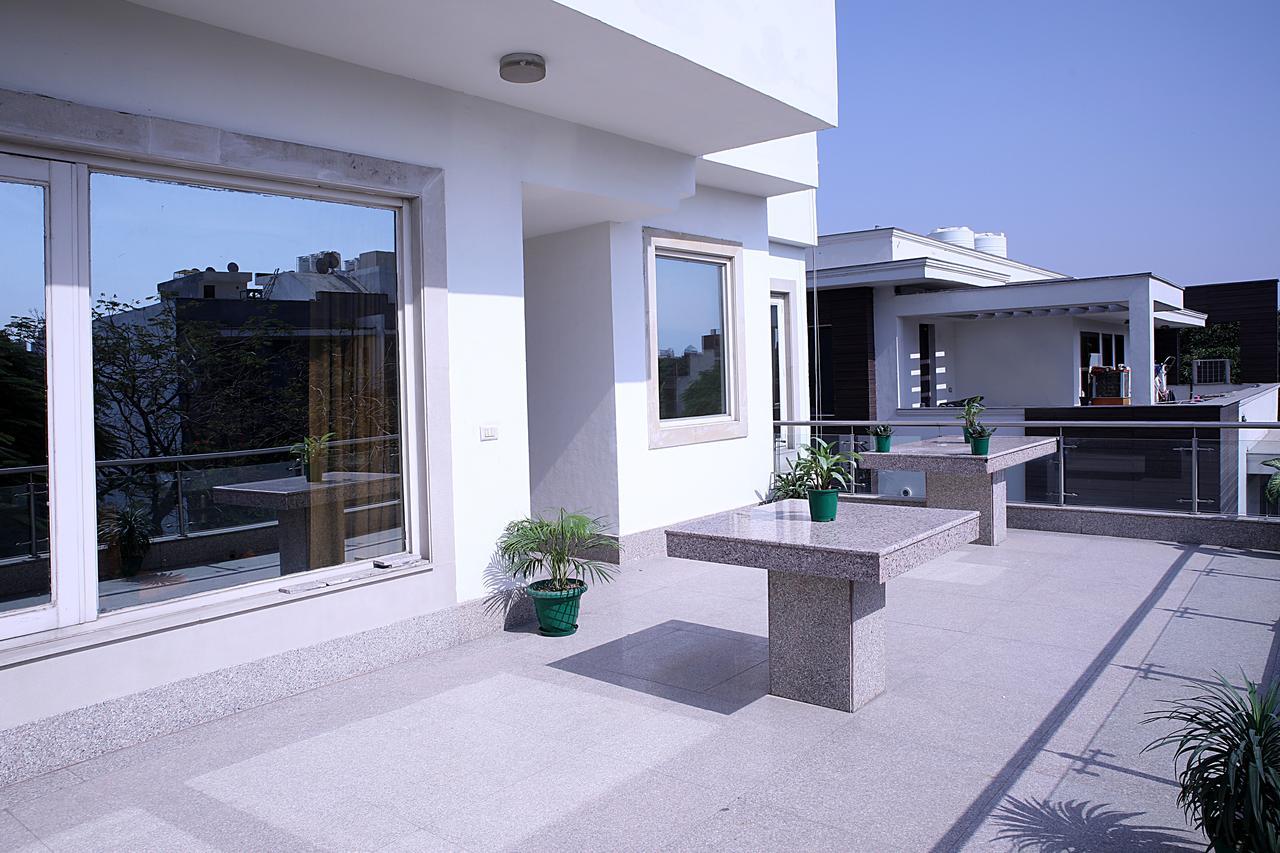 Inde Hotel Vista Woods Huda City Centre, Gurgaon Esterno foto