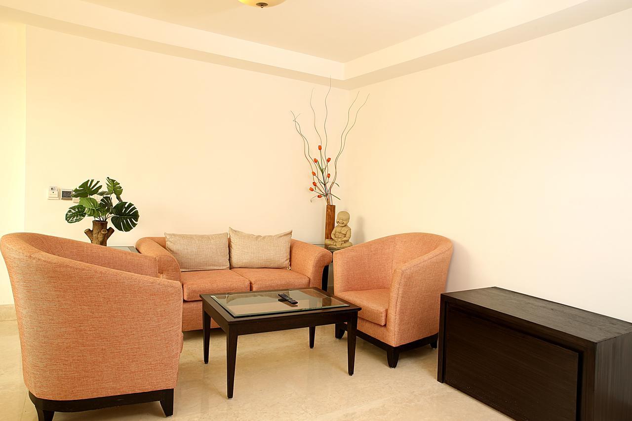 Inde Hotel Vista Woods Huda City Centre, Gurgaon Esterno foto