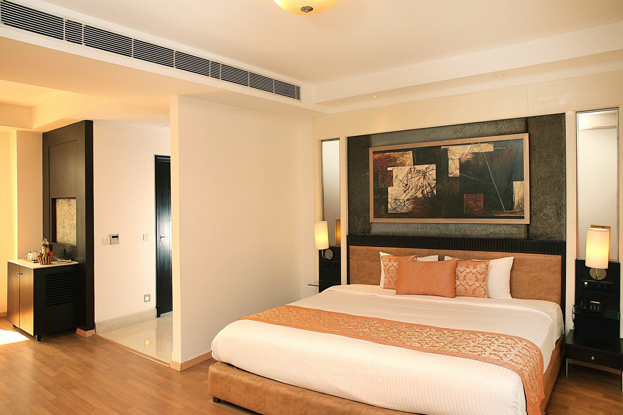 Inde Hotel Vista Woods Huda City Centre, Gurgaon Esterno foto