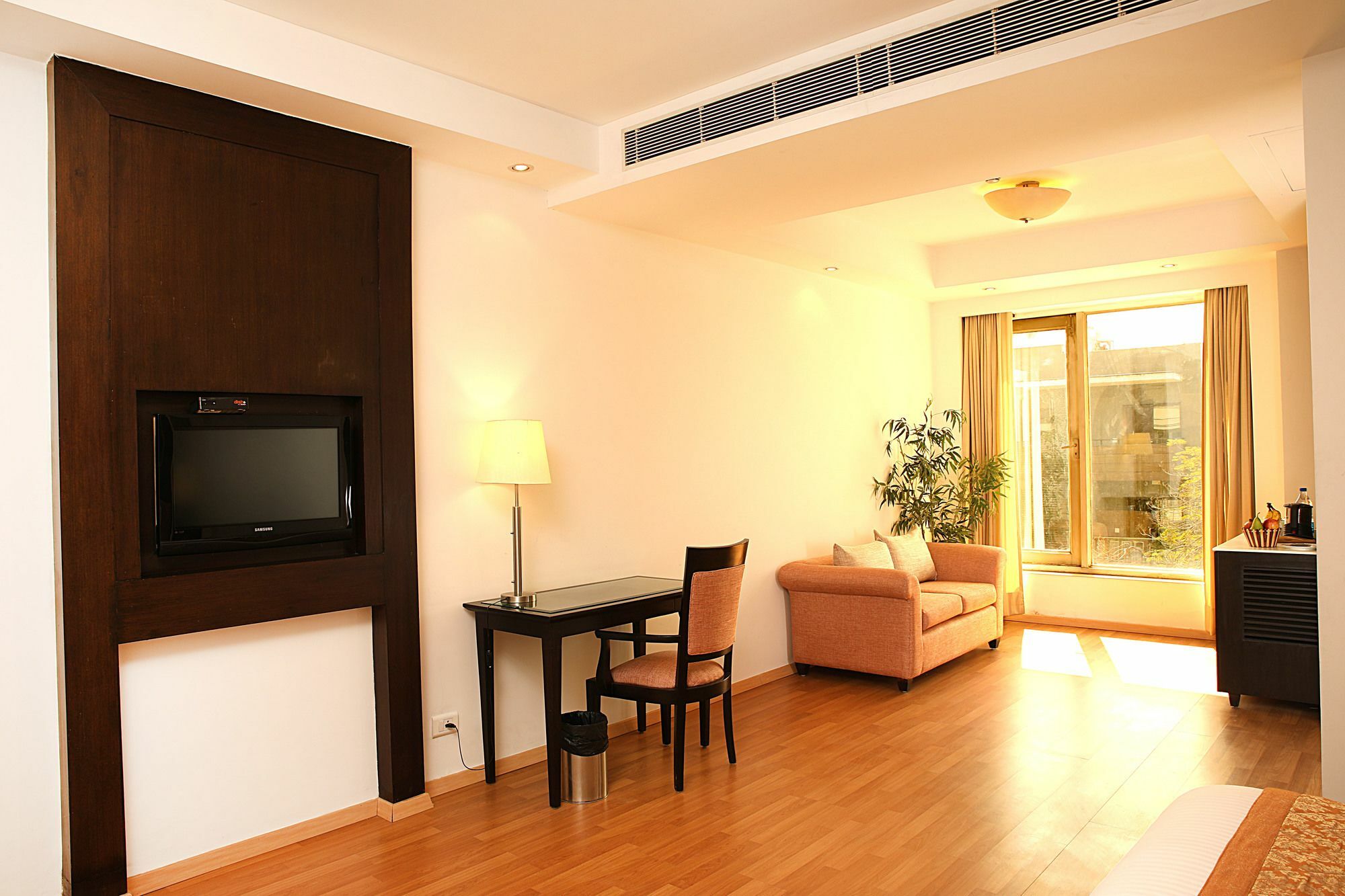 Inde Hotel Vista Woods Huda City Centre, Gurgaon Esterno foto